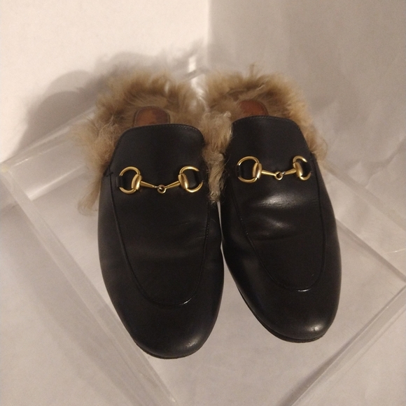 Gucci Princetown leather slippers - Picture 2 of 3